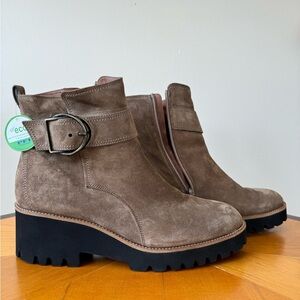 Paul Green Leather Wedge Lug Sole Boot NWT
